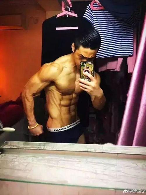 吃瓜爆料腹肌男视频,吃瓜群众热议健身达人风采 第3张 吃瓜爆料腹肌男视频,吃瓜群众热议健身达人风采 第3张